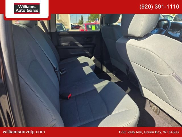 Used 2017 RAM 1500 Express w/ Black Ram 1500 Express Group AWD/4WD image 17