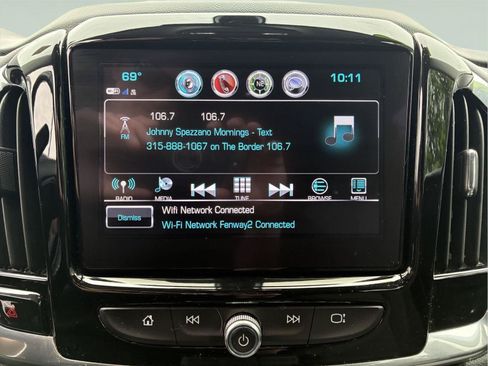 Used 2019 Chevrolet Traverse LT w/ LPO, Blackout Package AWD/4WD image 23