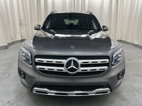 Used 2022 Mercedes-Benz GLB 250 4MATIC image 8