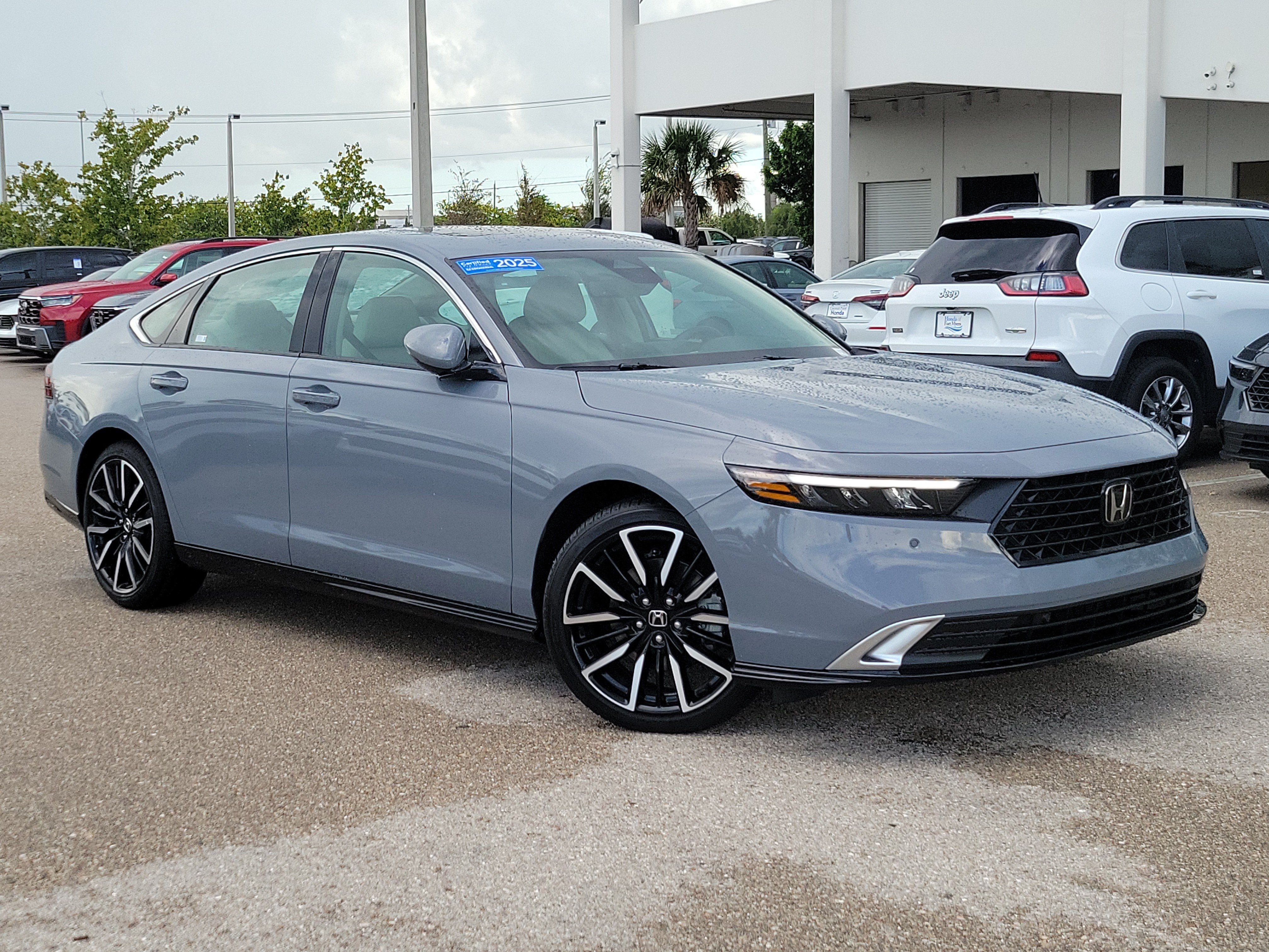 Certified 2025 Honda Accord Touring image 34
