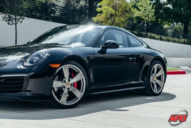Used 2017 Porsche 911 Carrera 4S AWD/4WD image 38