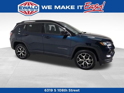 New 2026 Jeep Compass Limited image 24