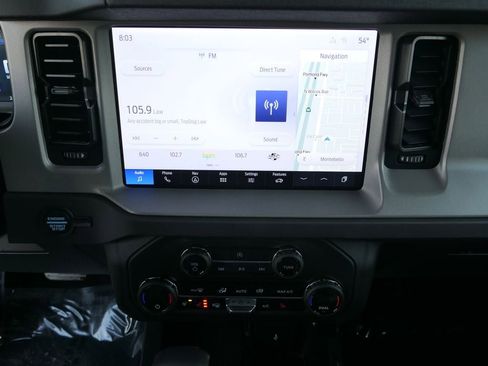 Used 2025 Ford Bronco Outer Banks image 21