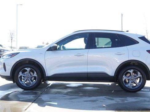 Used 2025 Ford Escape ST-Line AWD/4WD image 6