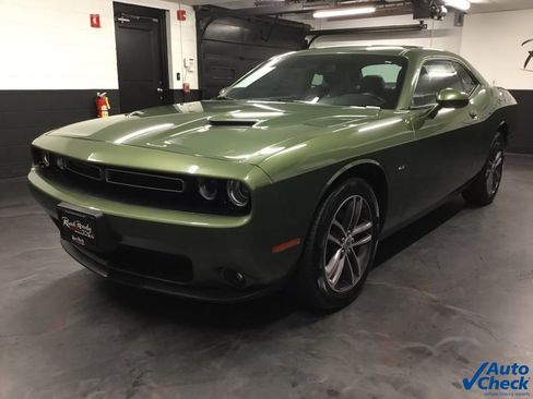 Used 2018 Dodge Challenger GT image 5