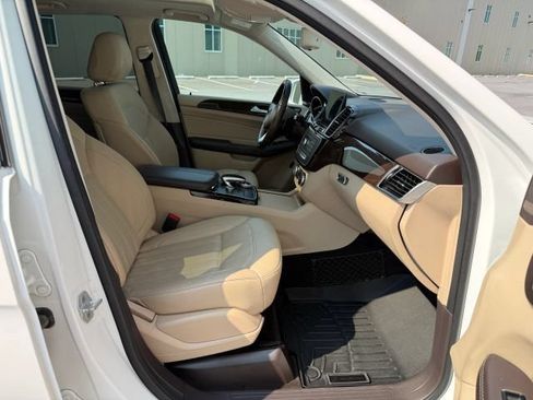 Used 2017 Mercedes-Benz GLE 350 4MATIC image 22