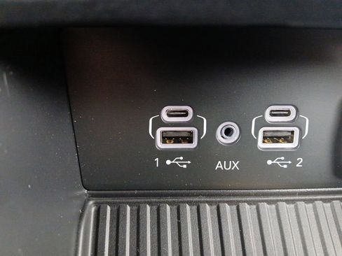 New 2026 Jeep Grand Cherokee Altitude image 6