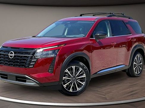 New 2026 Nissan Pathfinder Platinum AWD/4WD image 1