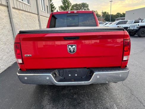 Used 2020 RAM 1500 Classic SLT w/ Luxury Group RWD image 4