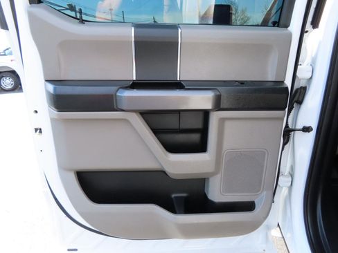 Used 2018 Ford F250 XLT image 40