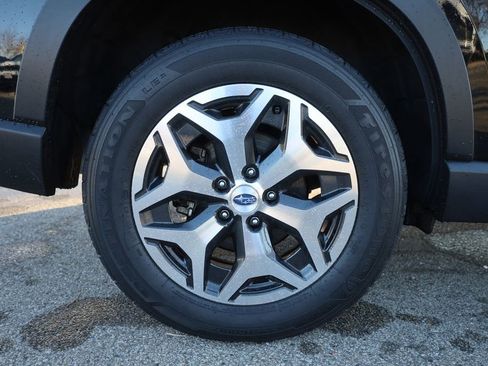 Used 2023 Subaru Forester Premium image 10