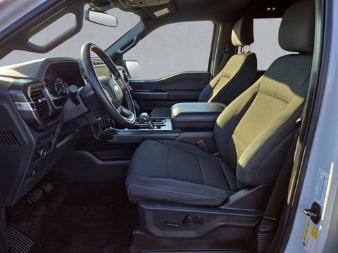 Certified 2022 Ford F150 XLT w/ Equipment Group 302A High image 11