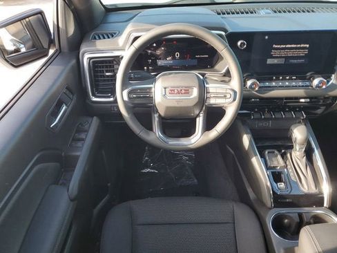 New 2025 GMC Canyon Elevation w/ Convenience Package image 13