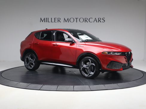 New 2026 Alfa Romeo Tonale w/ Active Assist Package AWD/4WD image 10