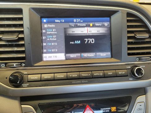 Used 2018 Hyundai Elantra SEL FWD image 25