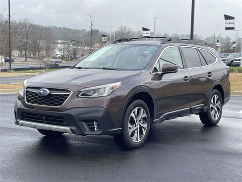 Used 2022 Subaru Outback Limited image 7