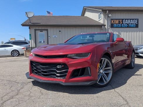Used 2017 Chevrolet Camaro LT RWD image 1