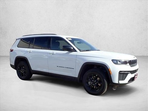 New 2026 Jeep Grand Cherokee L 4WD image 6