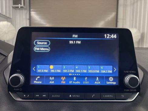 Used 2023 Nissan Sentra SV image 27