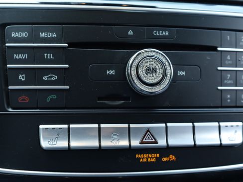 Used 2018 Mercedes-Benz GLE 350 4MATIC image 10