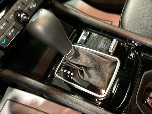 Used 2024 Jeep Compass Limited w/ High Altitude Package image 20