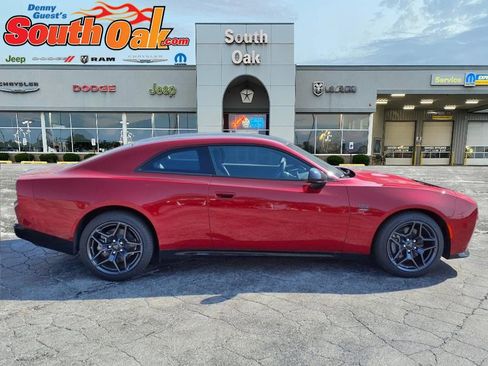 New 2024 Dodge Charger R/T w/ Plus Group image 2