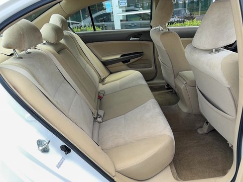 Used 2009 Honda Accord LX-P image 18