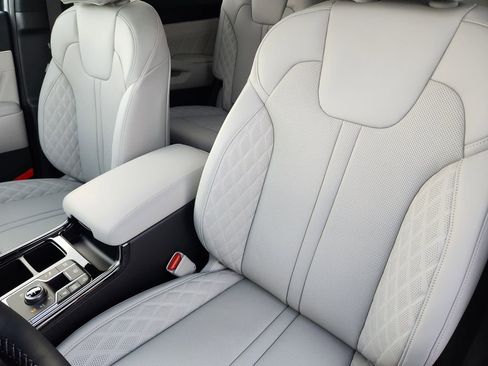 New 2026 Kia Sorento SX Prestige image 9