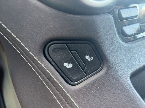Used 2016 Chevrolet Suburban LT AWD/4WD image 25