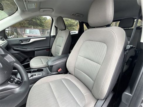 Used 2022 Ford Escape S image 11