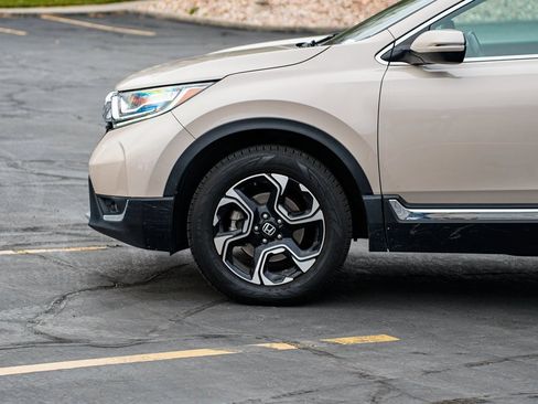 Used 2019 Honda CR-V Touring image 8