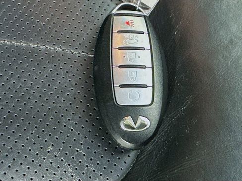 Used 2014 INFINITI QX80 2WD w/ Deluxe Touring Package image 40