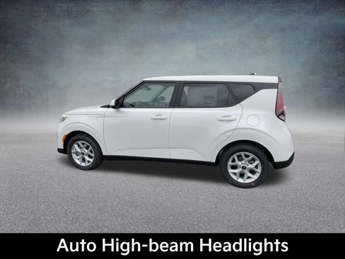 New 2025 Kia Soul LX w/ LX Technology Package image 15