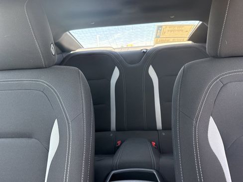 Used 2022 Chevrolet Camaro LT image 25