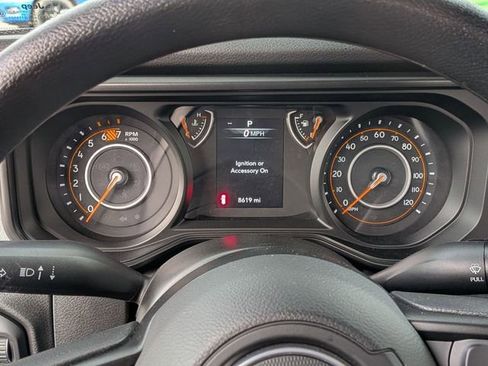 Certified 2025 Jeep Wrangler Sport image 17