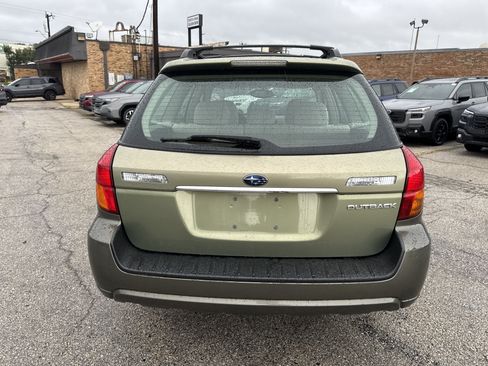 Used 2005 Subaru Outback 2.5i AWD/4WD image 8