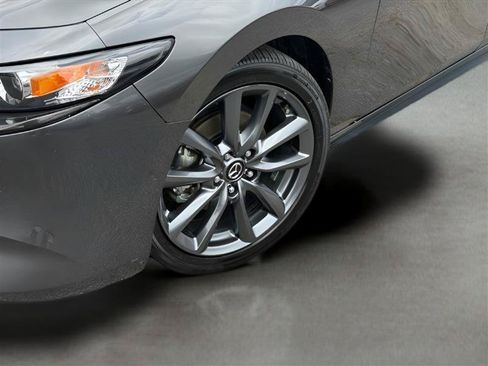 Used 2019 MAZDA MAZDA3 AWD Hatchback image 5