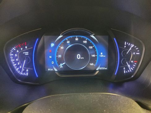 Used 2019 Hyundai Santa Fe SEL FWD image 23