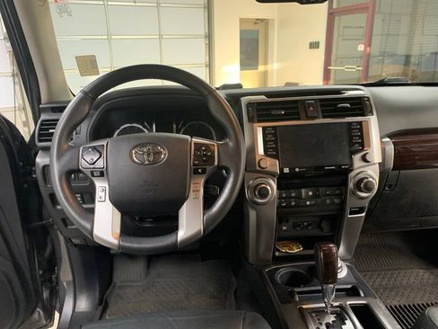 Used 2021 Toyota 4Runner Limited AWD/4WD image 8