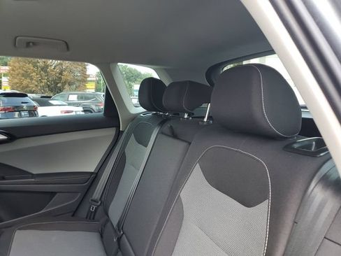 Certified 2024 Volkswagen Taos S FWD image 10