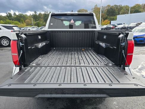 New 2025 Toyota Tacoma SR5 image 14