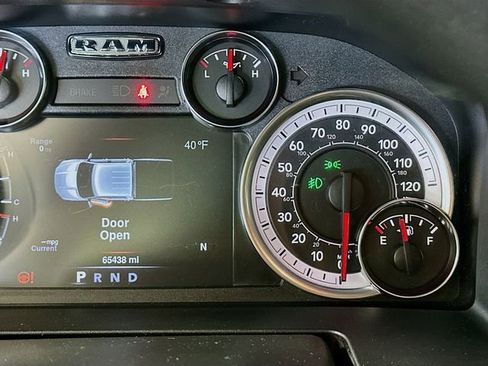 Used 2019 RAM 1500 Classic Warlock image 14