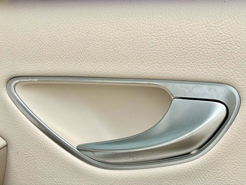 Certified 2022 Mercedes-Benz GLC 300 4MATIC image 36