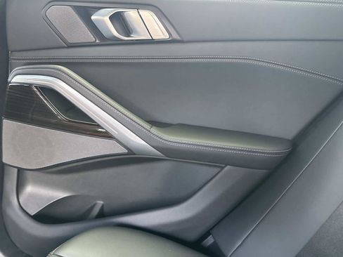 Certified 2025 BMW X6 xDrive40i image 15
