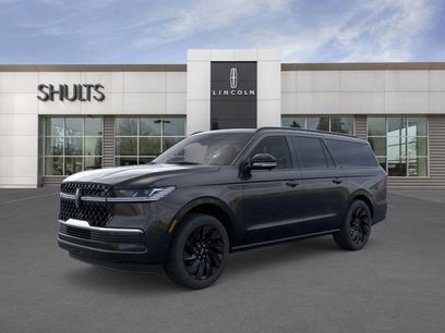 New 2025 Lincoln Navigator L Reserve w/ Jet Appearance Package