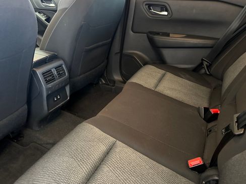 Used 2025 Nissan Rogue SV AWD/4WD image 25
