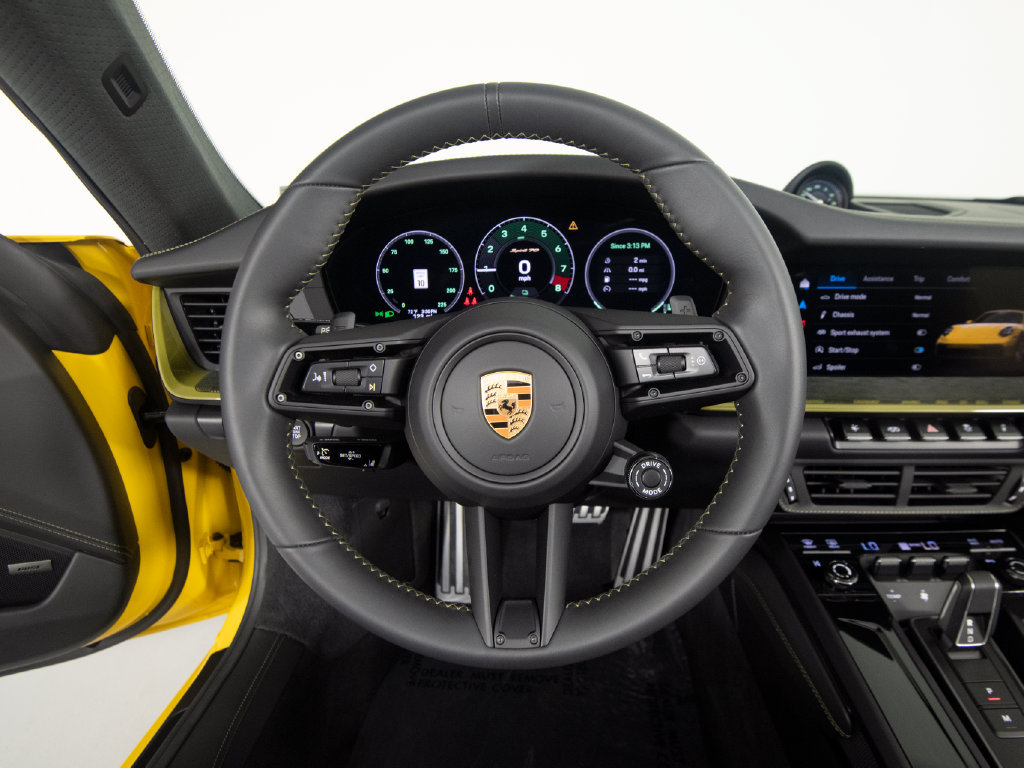 Certified 2026 Porsche 911 Carrera GTS RWD image 17