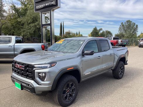 New 2025 GMC Canyon Elevation w/ Convenience Package image 1