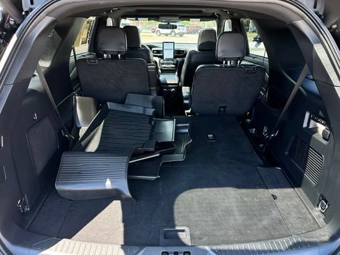 Used 2023 Ford Explorer ST w/ Equipment Group 401A AWD/4WD image 7