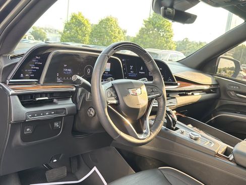 Used 2023 Cadillac Escalade ESV Premium Luxury w/ LPO, Floor Liner Package AWD/4WD image 10